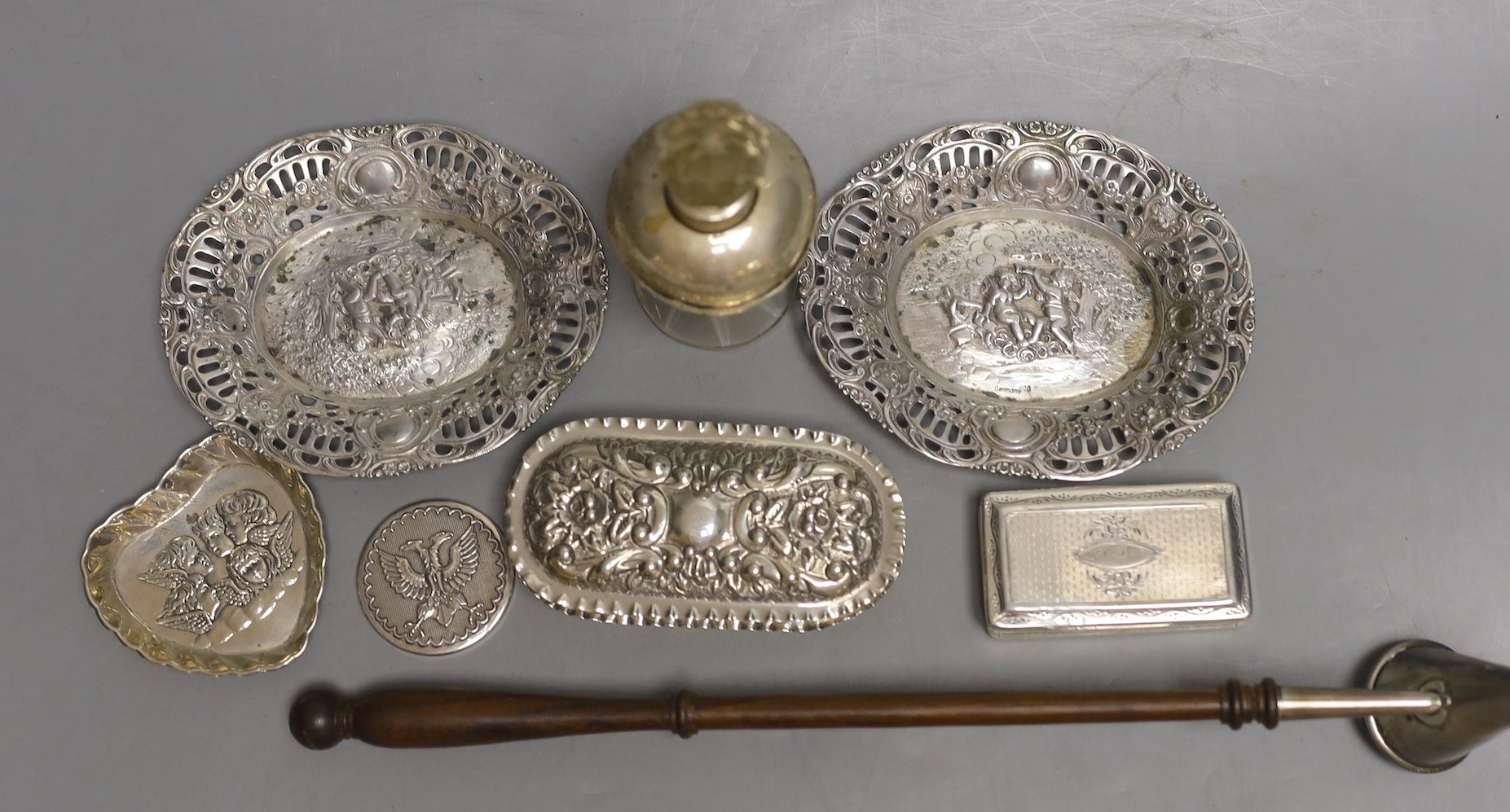 Mixed silver including wooden handled candle extinguisher, pin dish, box and mounted scent bottle and four white metal items.